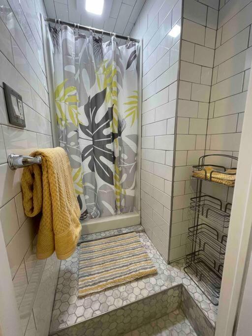 Modern Rental Brooklyn'S Hidden Gem New York Exteriér fotografie